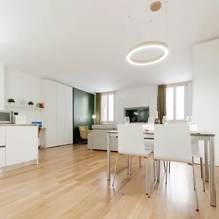 Realkasa Albiroli Lägenhet Bologna